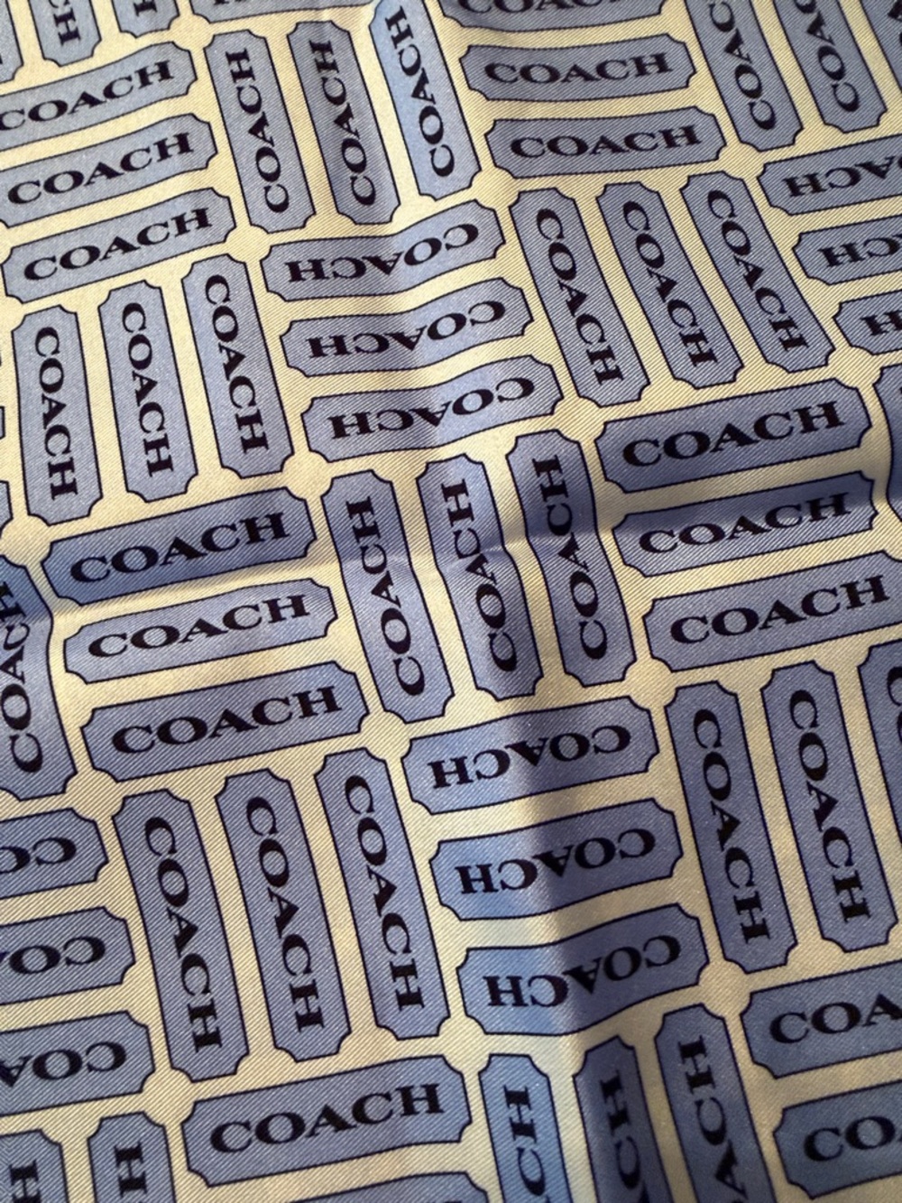 Vintage NWT Coach dark and light bluecoach Print on white 22” Square Scarf - Picture 5 of 6